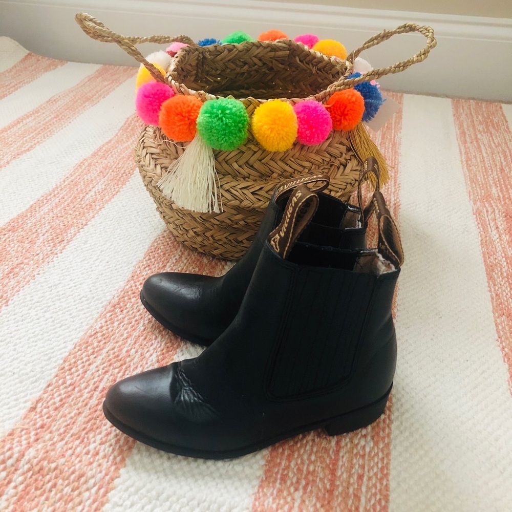 Boys 100% leather booties